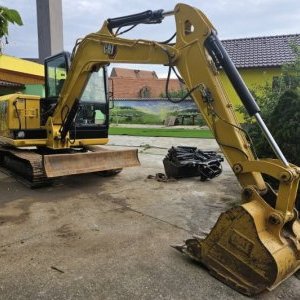 foto wenig st. 5.5t mini kettenbagger CAT 305.5 (China)